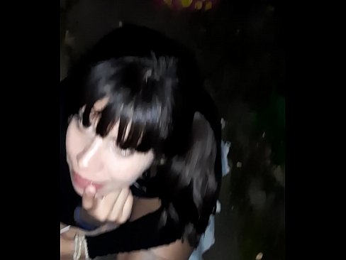 ❤️ Op der Strooss geschwollen Penis am Austausch fir Séissegkeeten ❌ Porno op lb.nomescriativos.top